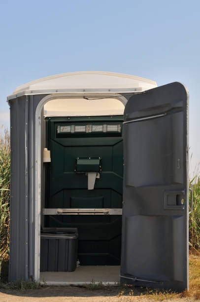 Best Portable restroom trailer rental  in Lyndhurst, VA